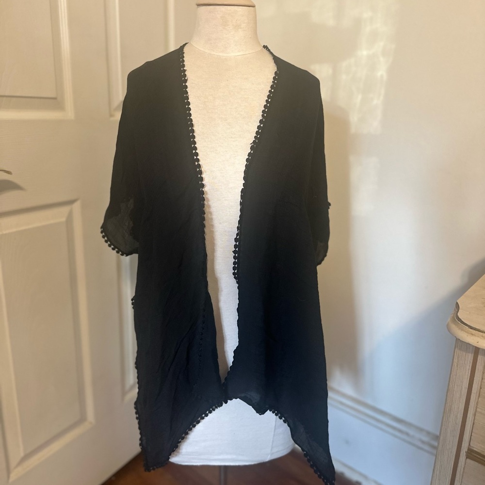 Steve Madden Black Lace Kimono